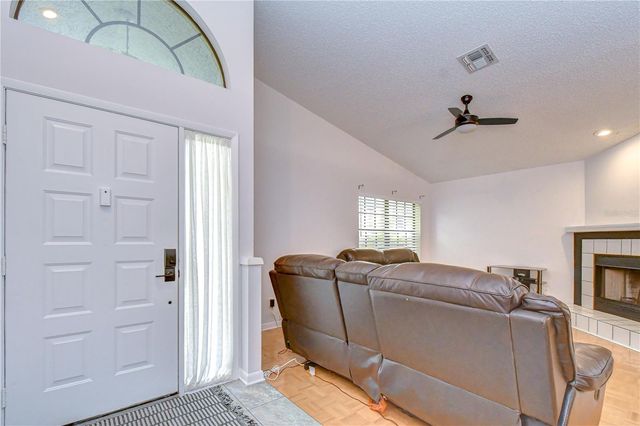 2749 COUNTRYSIDE BOULEVARD 8, Clearwater, FL 33761