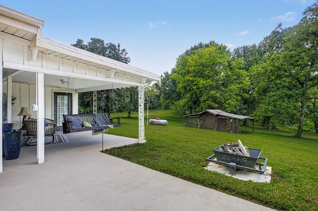 4334 Louise Rd, Cumberland Furnace, TN 37051
