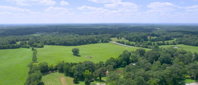 4334 Louise Rd, Cumberland Furnace, TN 37051