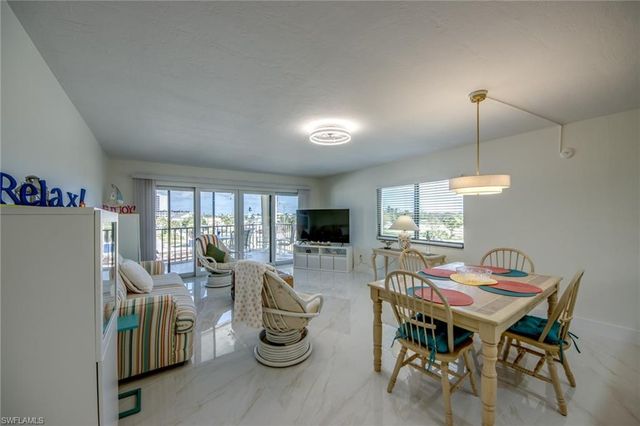 2532 Estero BLVD 208, Fort Myers Beach, FL 33931