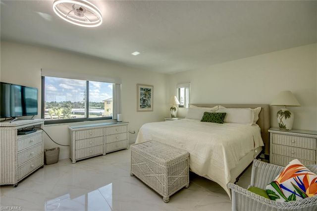 2532 Estero BLVD 208, Fort Myers Beach, FL 33931