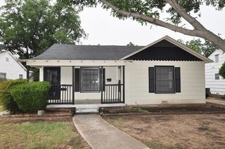 2726 Wayside Avenue, Fort Worth, TX 76110