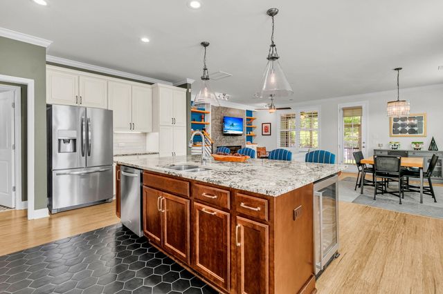 2340 Kings Gate Lane Unit 4, Mount Pleasant, SC 29466