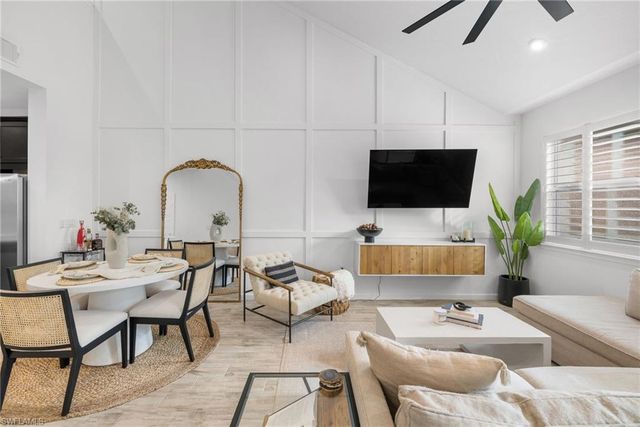 4714 Arboretum CIR # 102, Naples, FL 34112