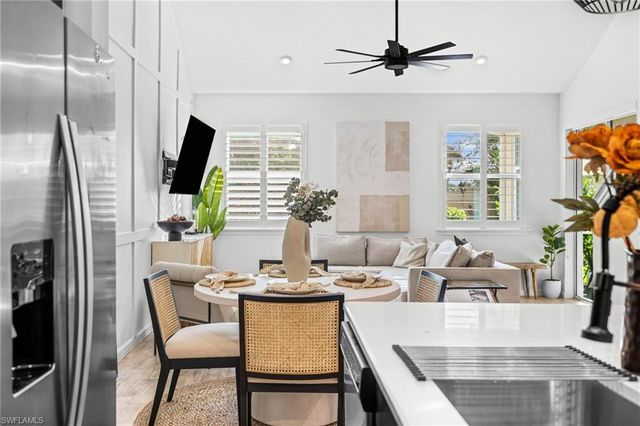 4714 Arboretum CIR # 102, Naples, FL 34112