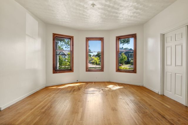 197 Blue Hills Pkwy, Milton, MA 02186