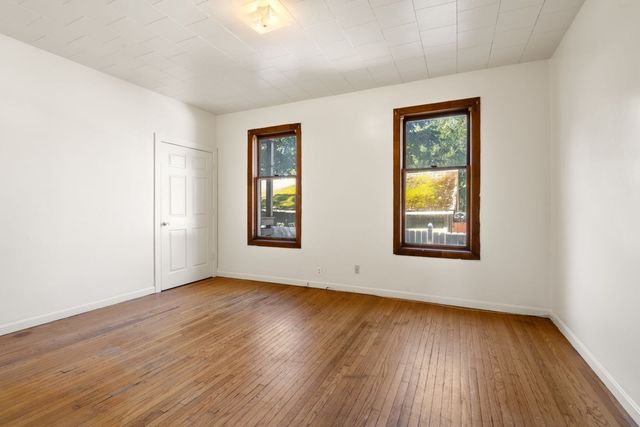197 Blue Hills Pkwy, Milton, MA 02186