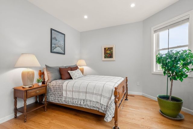 53 Wollaston Ave 1, Arlington, MA 02476