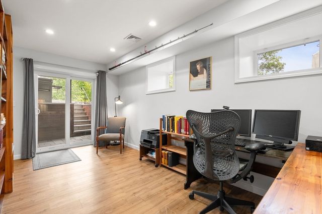 53 Wollaston Ave 1, Arlington, MA 02476