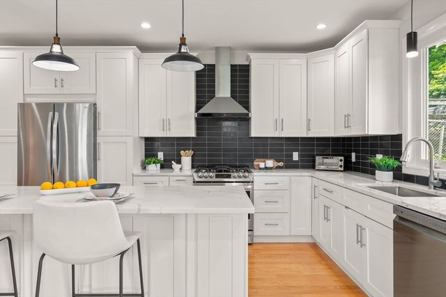 53 Wollaston Ave 1, Arlington, MA 02476