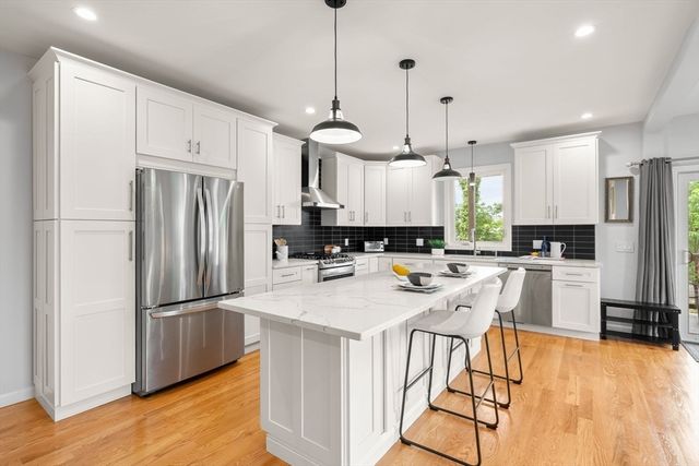 53 Wollaston Ave 1, Arlington, MA 02476