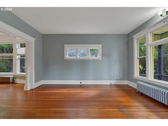 71 Ne SAN RAFAEL St, Portland, OR 97035