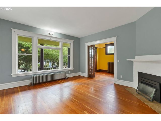 71 Ne SAN RAFAEL St, Portland, OR 97035
