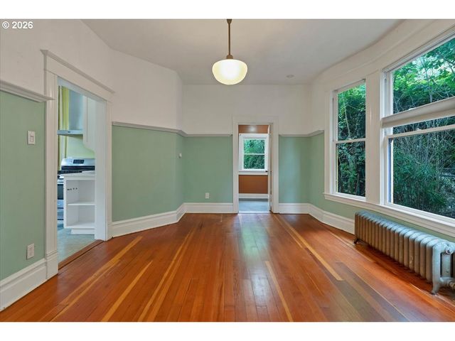 71 Ne SAN RAFAEL St, Portland, OR 97035
