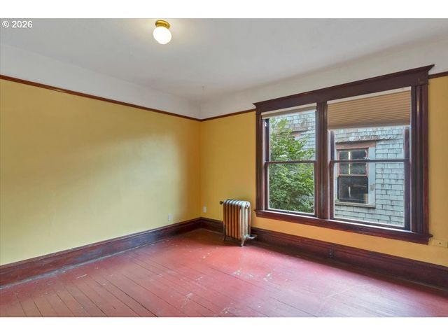 71 Ne SAN RAFAEL St, Portland, OR 97035