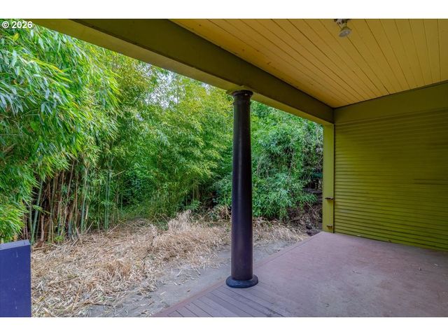 71 Ne SAN RAFAEL St, Portland, OR 97035