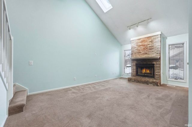 7883 Harrisburg Lane, Fort Wayne, IN 46835