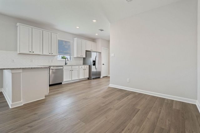 1023 Whispering Winds, Beasley, TX 77417