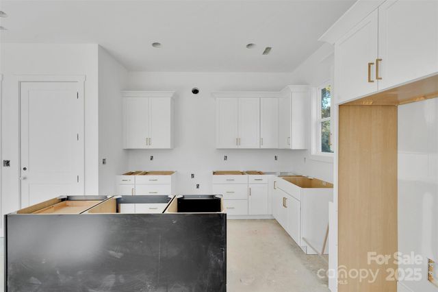 1024 Pryor Street, Charlotte, NC 28208