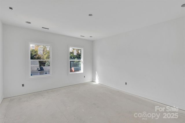 1024 Pryor Street, Charlotte, NC 28208