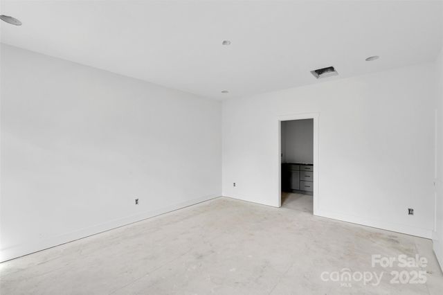 1024 Pryor Street, Charlotte, NC 28208