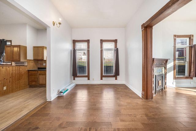 232 10TH Avenue, Council Bluffs, IA 51503