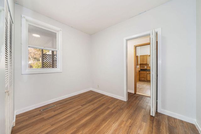 232 10TH Avenue, Council Bluffs, IA 51503