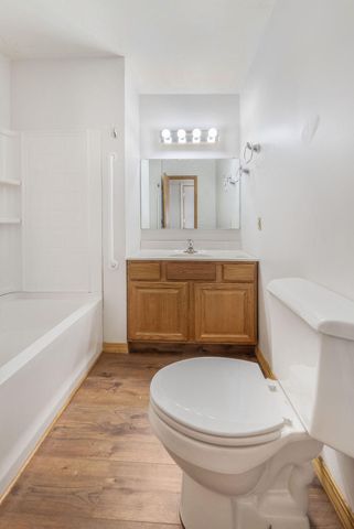 232 10TH Avenue, Council Bluffs, IA 51503