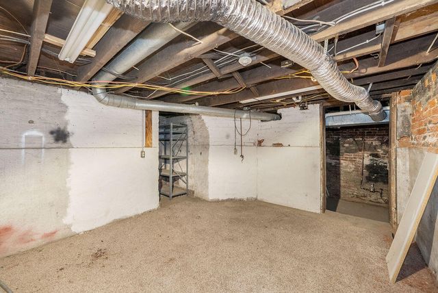 232 10TH Avenue, Council Bluffs, IA 51503