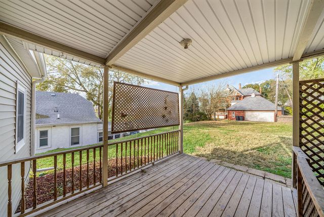 232 10TH Avenue, Council Bluffs, IA 51503