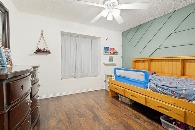 1318 Halifax Street, Grand Prairie, TX 75050