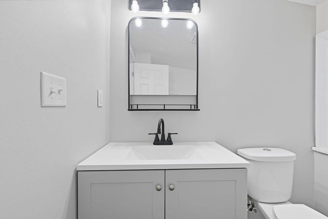 4813 N 36th STREET, Milwaukee, WI 53209