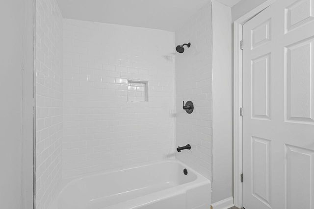 4813 N 36th STREET, Milwaukee, WI 53209