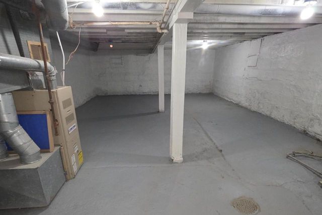 4813 N 36th STREET, Milwaukee, WI 53209