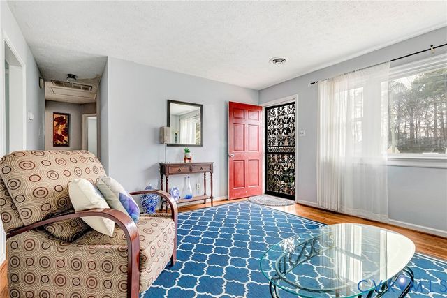 7310 Erskine St, Henrico, VA 23228