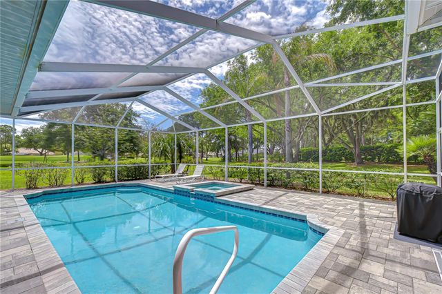 5201 LAUREL POINTE DRIVE, Valrico, FL 33594