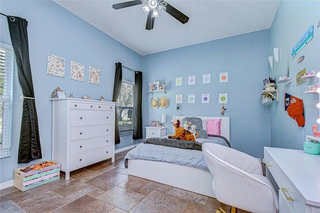 5201 LAUREL POINTE DRIVE, Valrico, FL 33594