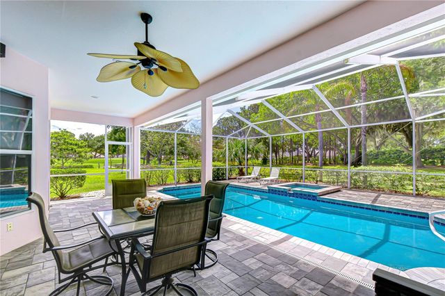 5201 LAUREL POINTE DRIVE, Valrico, FL 33594