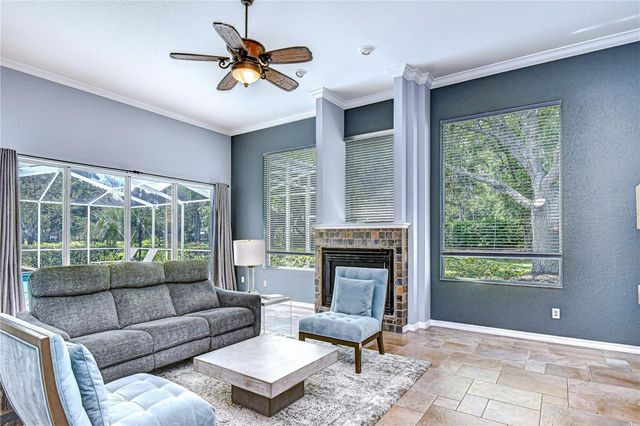 5201 LAUREL POINTE DRIVE, Valrico, FL 33594