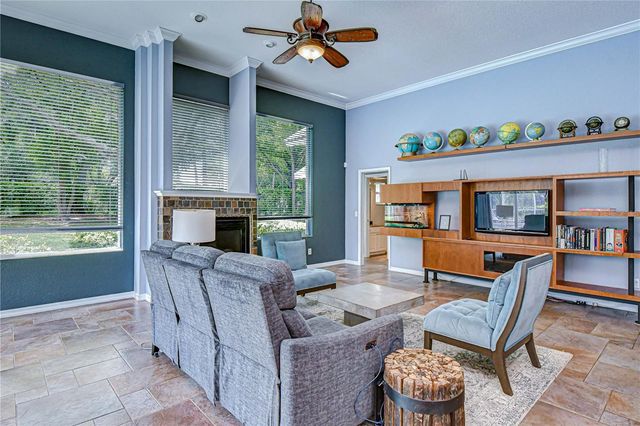 5201 LAUREL POINTE DRIVE, Valrico, FL 33594