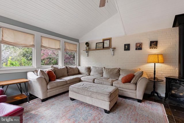 21 HOLLY LN, Wilmington, DE 19807