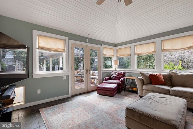 21 HOLLY LN, Wilmington, DE 19807