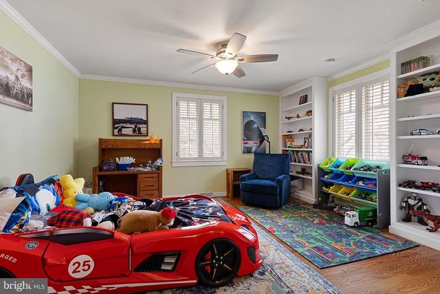 21 HOLLY LN, Wilmington, DE 19807