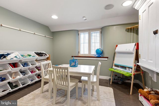 21 HOLLY LN, Wilmington, DE 19807