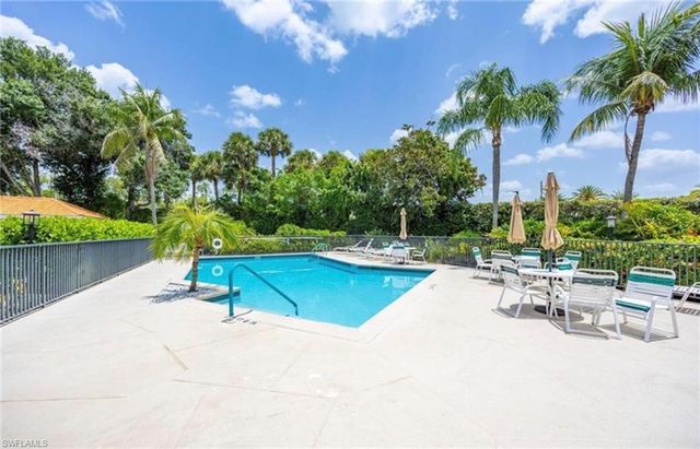 7502 Silver Trumpet LN 103, Naples, FL 34109