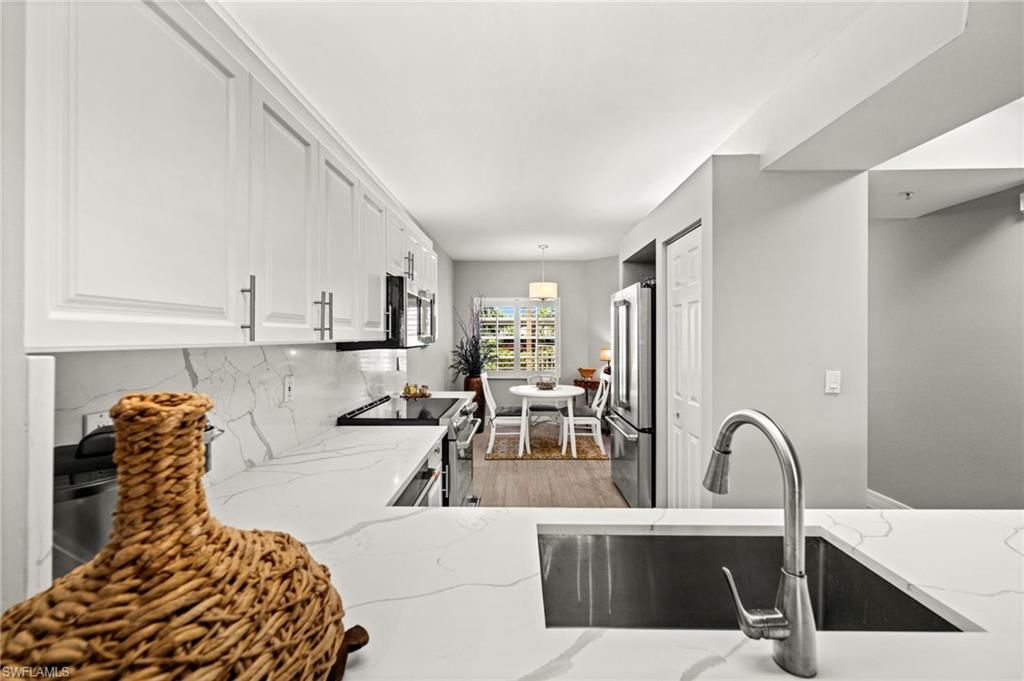 7502 Silver Trumpet LN 103, Naples, FL 34109