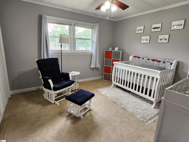 207 Lynn Avenue, Laurens, SC 29360