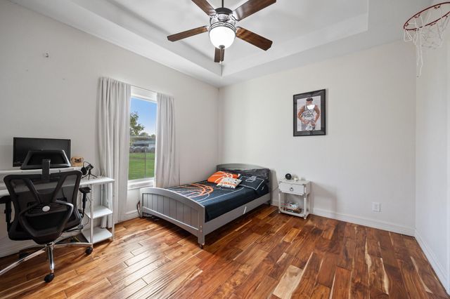 6880 County Road 4042, Kemp, TX 75143