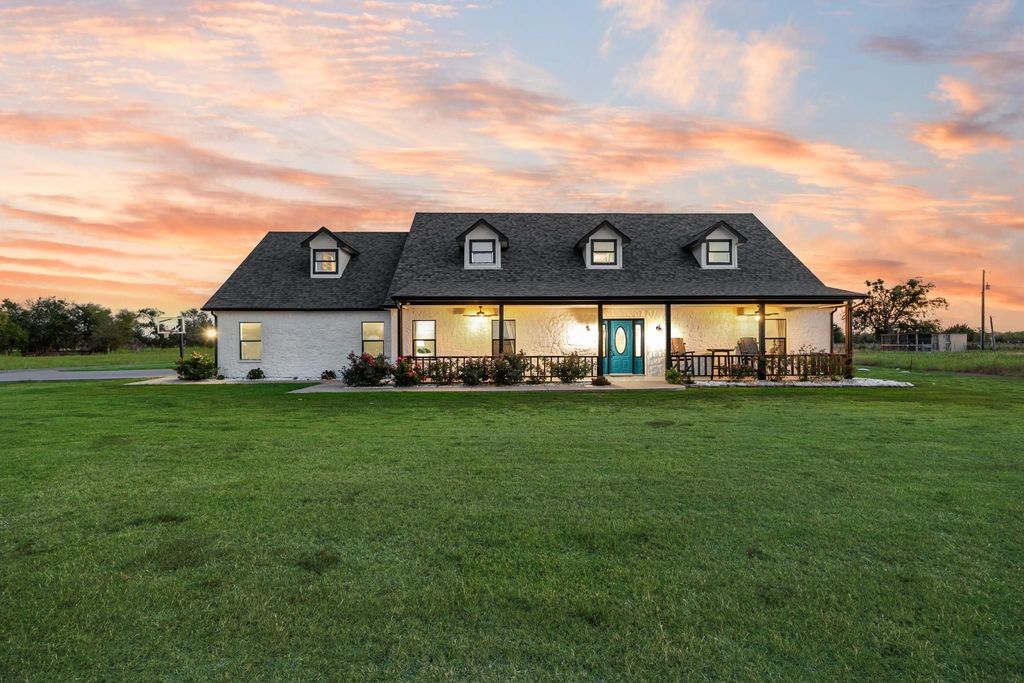 6880 County Road 4042, Kemp, TX 75143