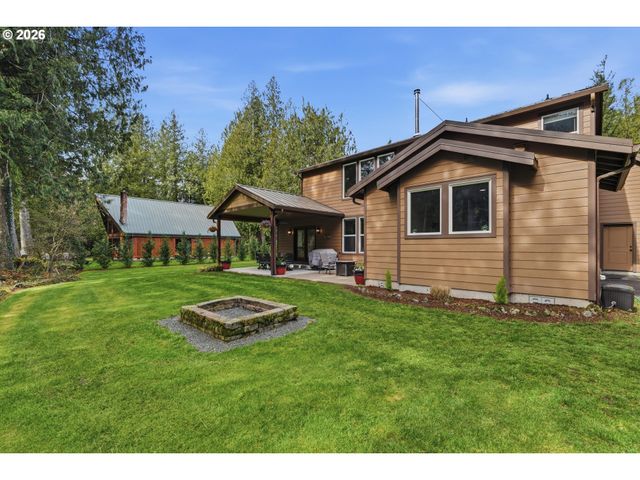 57214 E MARMOT Rd, Sandy, OR 97055